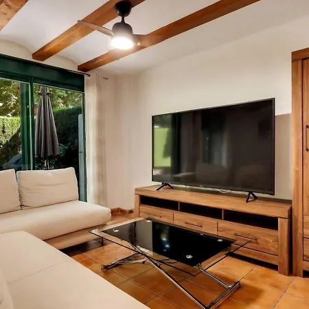 Steps To Arenal - 4br Home, Pool, Garage & Bbq *